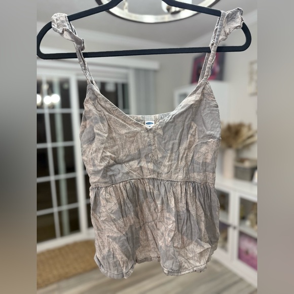 Old Navy Tops - Gray Patterned Women's Top